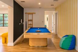Pool, Bskt+Pckl Ball, Fire Pit, Billiards | Oasis - Image 4