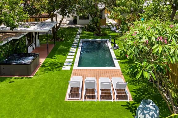 CASA FILLMORE|4BR|Pool + Hot tub + BBQ + Minigolf - Image 1