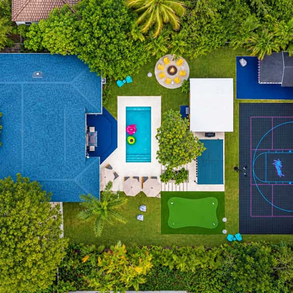 Pool, Bskt+Pckl Ball, Fire Pit, Billiards | Oasis - Image 1