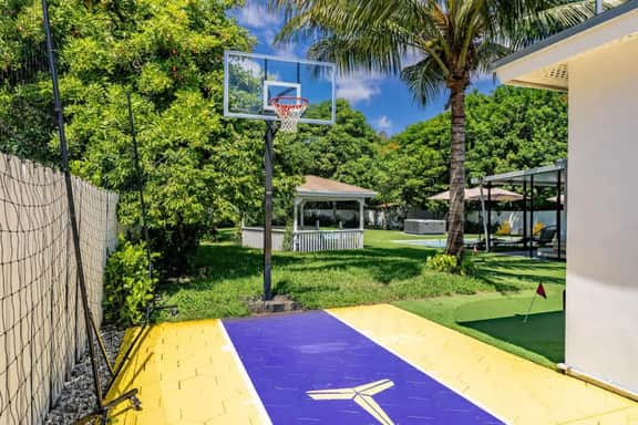 CASA BELLA|5BR|Basketball+Pool+Hot tub+BBQ+Golf