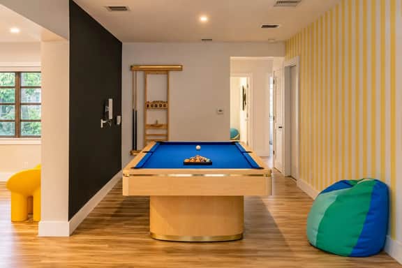 Pool, Bskt+Pckl Ball, Fire Pit, Billiards | Oasis - Image 4